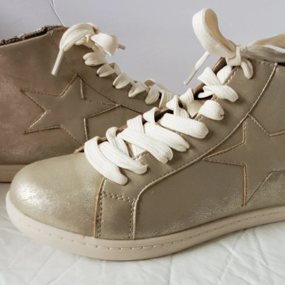 American Rag Silver Boot - Picture 6 of 8